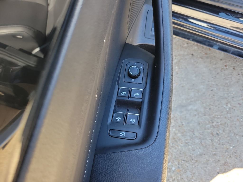 Used 2022 Volkswagen Arteon SE w/ Arteon MDO Package FWD image 10