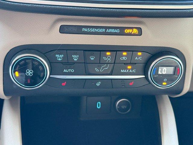 Used 2020 Ford Escape SEL AWD/4WD image 16