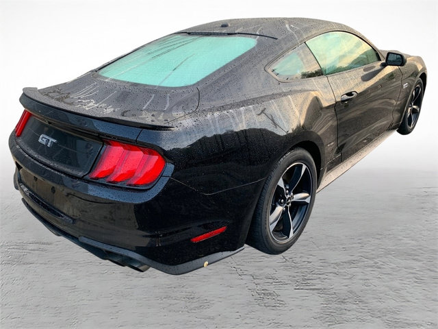 Used 2020 Ford Mustang GT RWD image 2