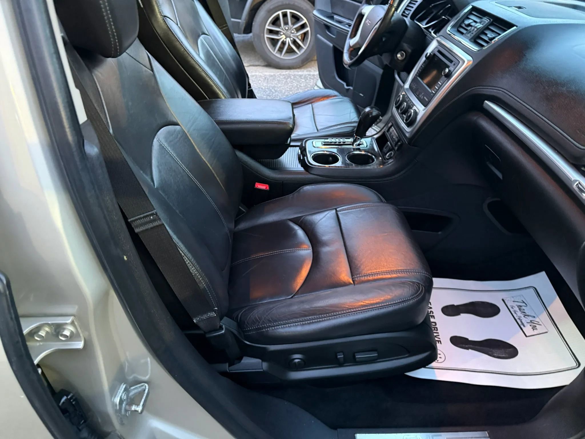 Used 2016 GMC Acadia SLT w/ Open Road Package FWD image 37