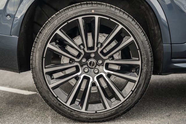 New 2026 Volvo XC90 B6 Plus image 18