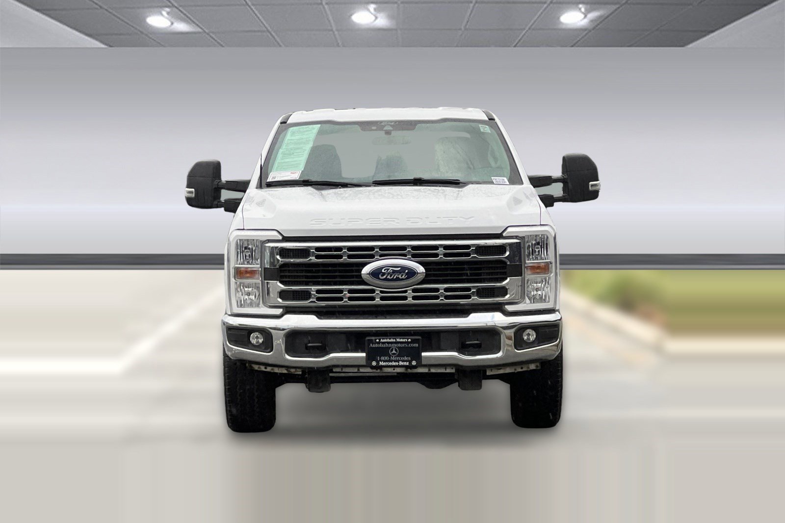 Used 2025 Ford F250 XLT w/ FX4 Off-Road Package image 5