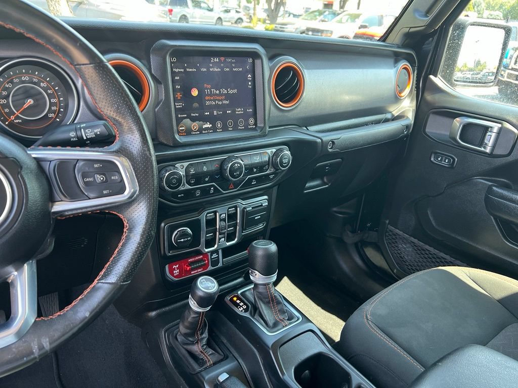 Used 2023 Jeep Gladiator Mojave w/ Cold Weather Group AWD/4WD image 31