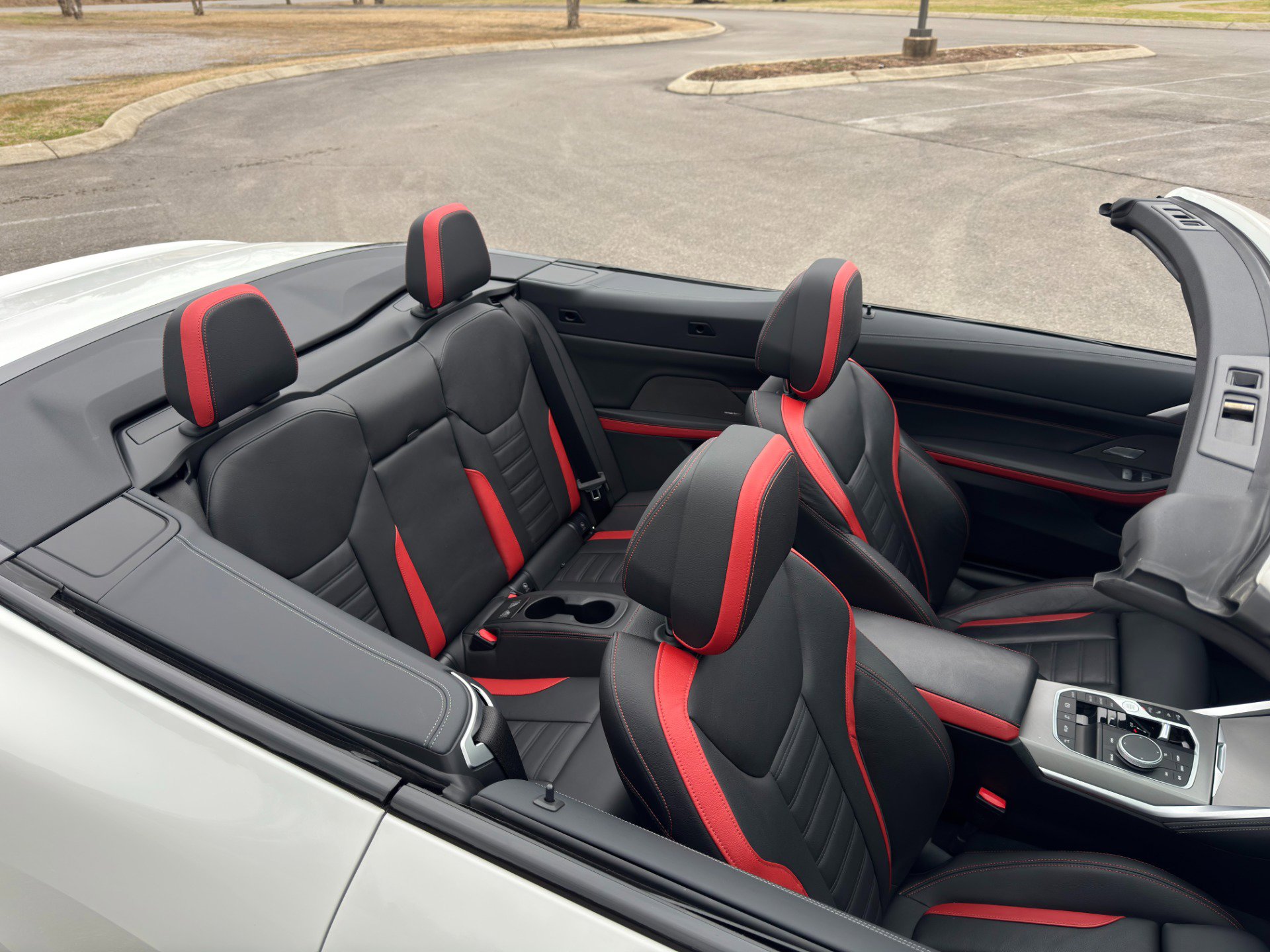 Used 2025 BMW 440i xDrive Convertible w/ Premium Package image 17