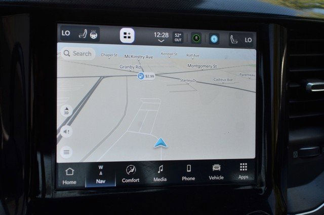 Used 2022 RAM 1500 Laramie w/ Sport Appearance Package image 33