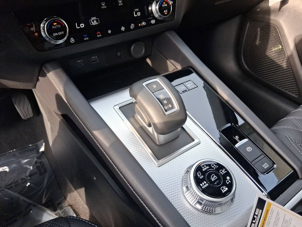 New 2026 Nissan Rogue Platinum AWD/4WD image 10