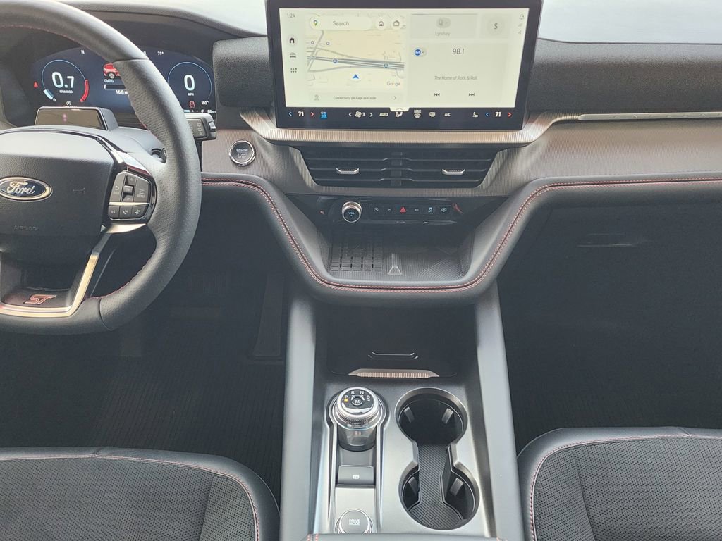 Used 2025 Ford Explorer ST image 12
