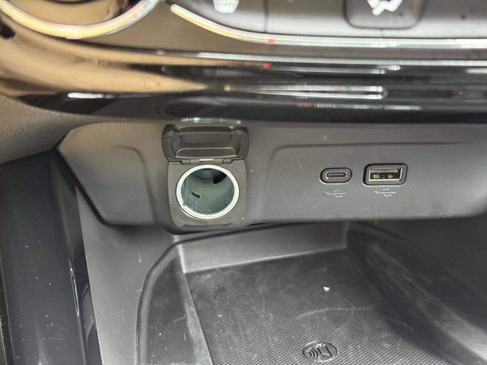 Certified 2026 Chevrolet Trax ACTIV w/ Sunroof Package FWD image 22