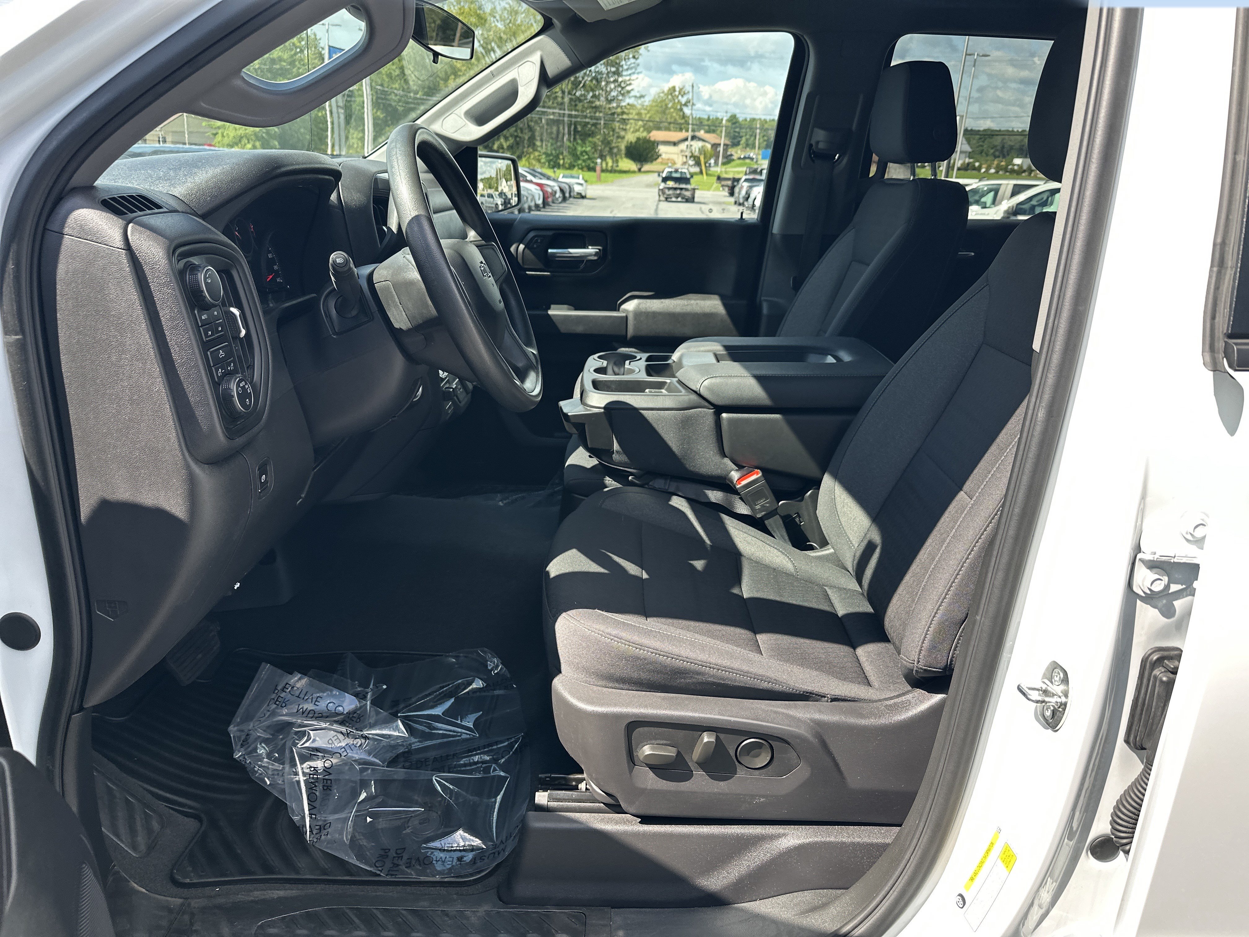 Certified 2024 Chevrolet Silverado 1500 Custom Trail Boss AWD/4WD image 14