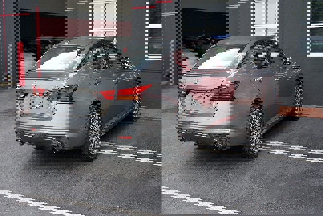 Used 2023 Nissan Altima 2.5 SL image 6