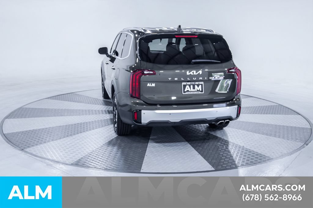 Used 2024 Kia Telluride S w/ S Sunroof Package FWD image 8