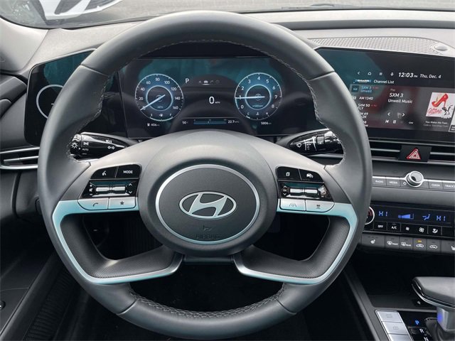 Certified 2025 Hyundai Elantra SEL image 14