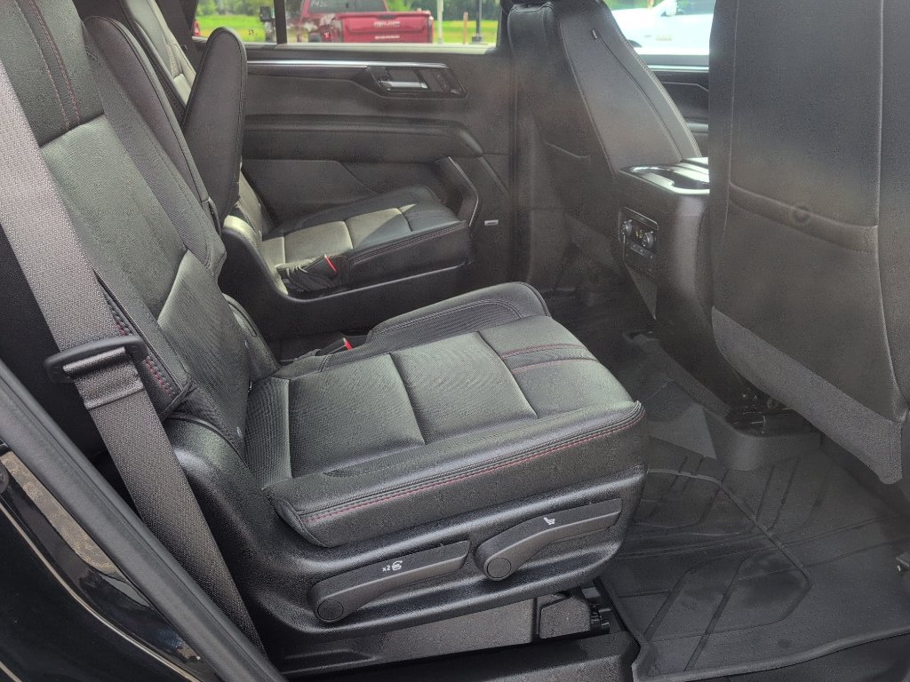 Used 2025 Chevrolet Tahoe RST w/ Comfort Package AWD/4WD image 20