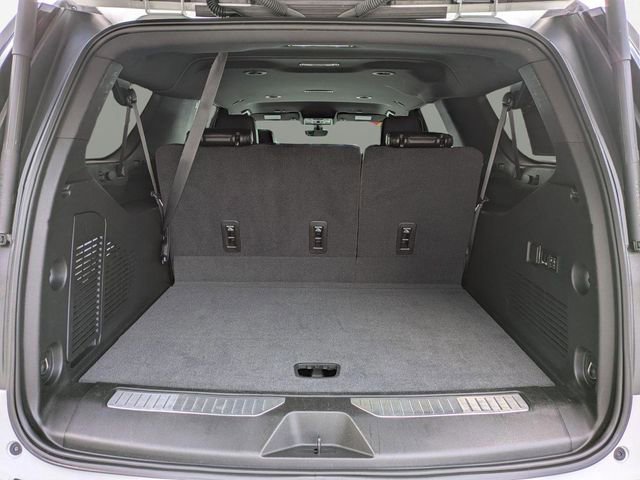 Used 2021 Chevrolet Suburban High Country image 13