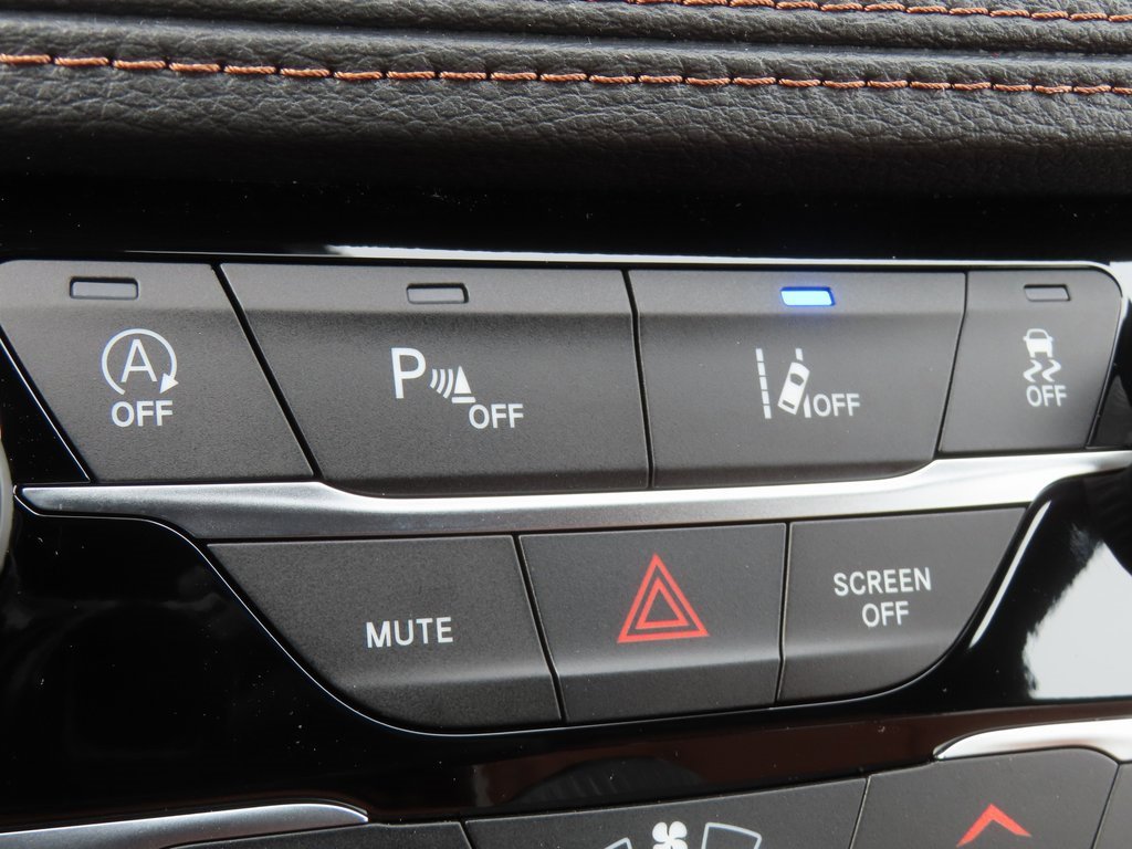 New 2026 Chrysler Pacifica Pinnacle w/ Trailer Tow Group image 15