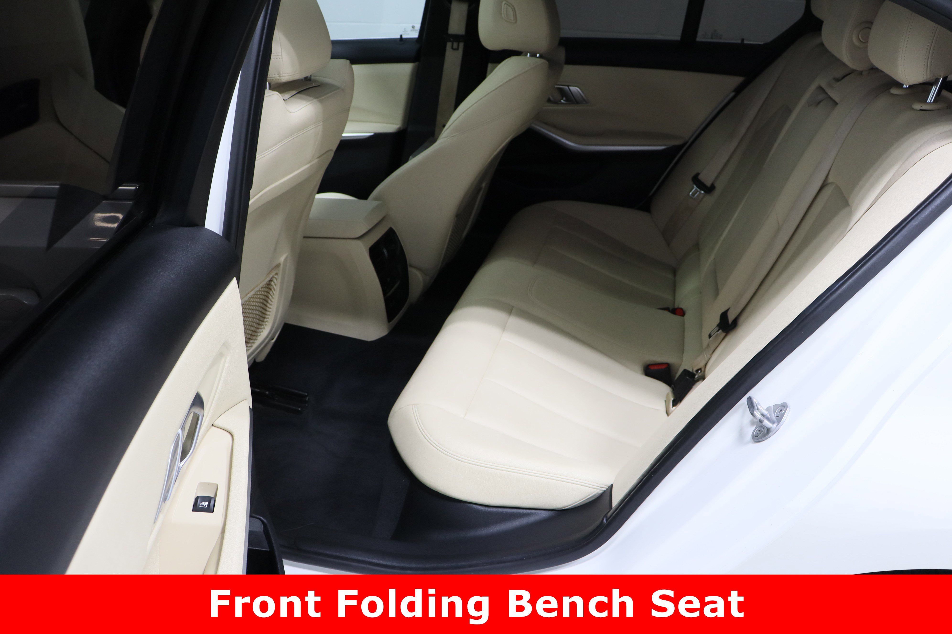 Used 2020 BMW 330i Sedan w/ Convenience Package image 32