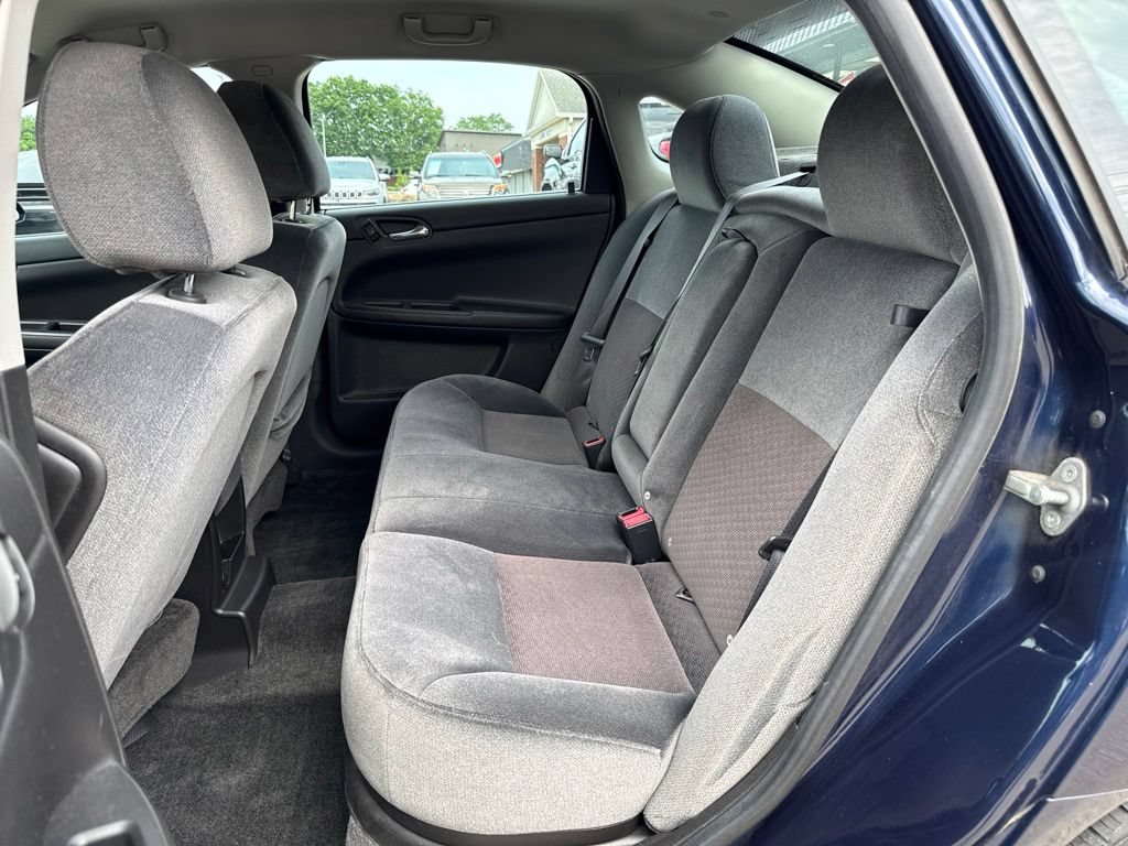 Used 2012 Chevrolet Impala LT FWD image 39