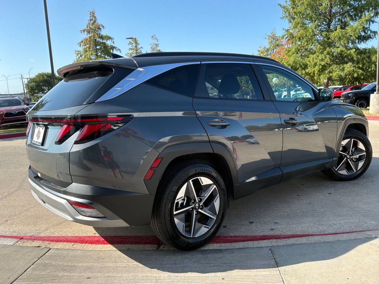 Used 2026 Hyundai Tucson SEL FWD image 6