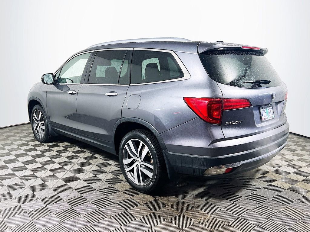 Used 2017 Honda Pilot Elite image 6