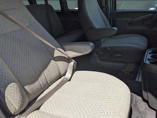 Used 2025 Chevrolet Express 3500 LT w/ LT Preferred Equipment Group RWD image 29