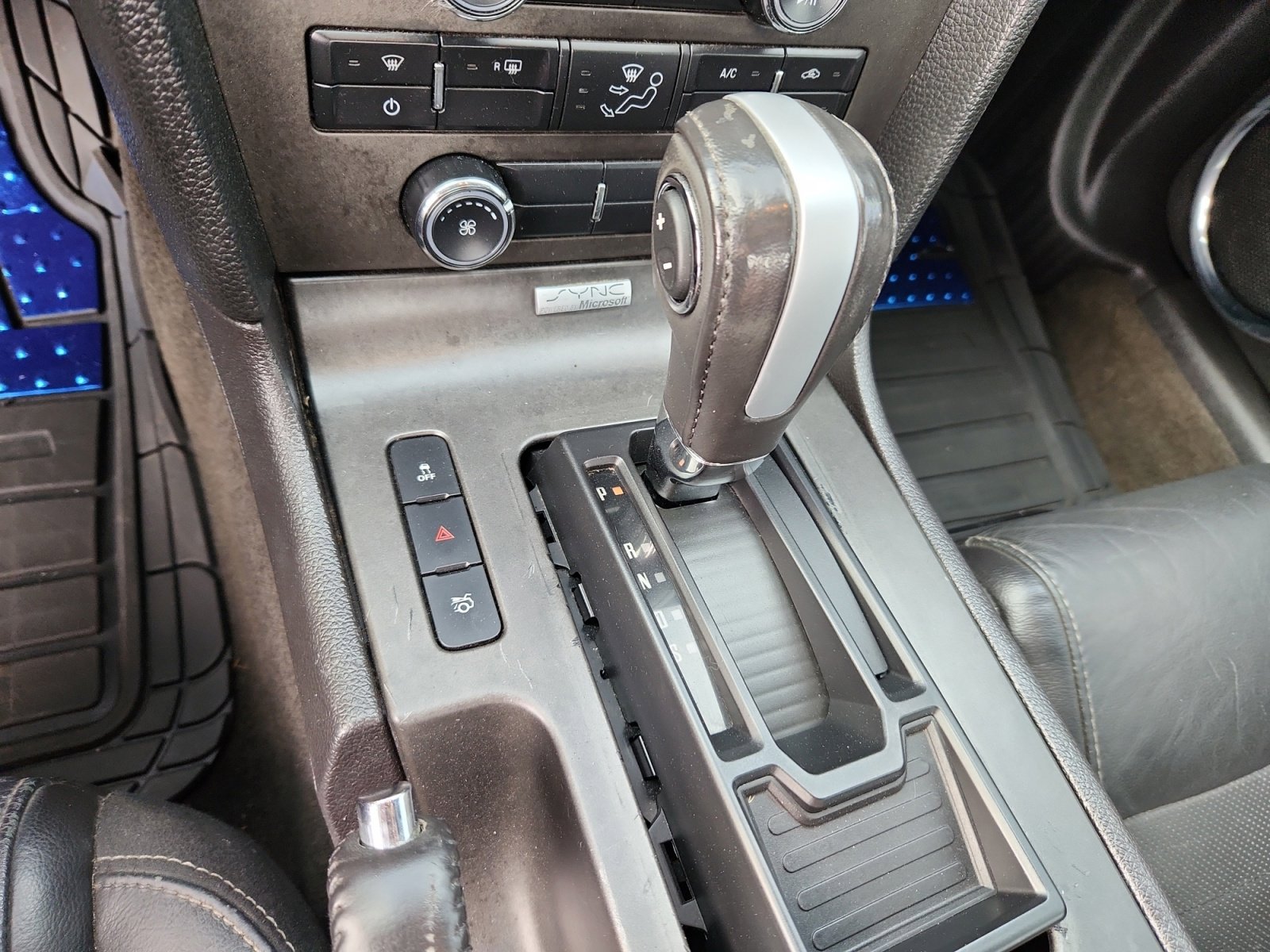 Used 2014 Ford Mustang GT Premium image 33