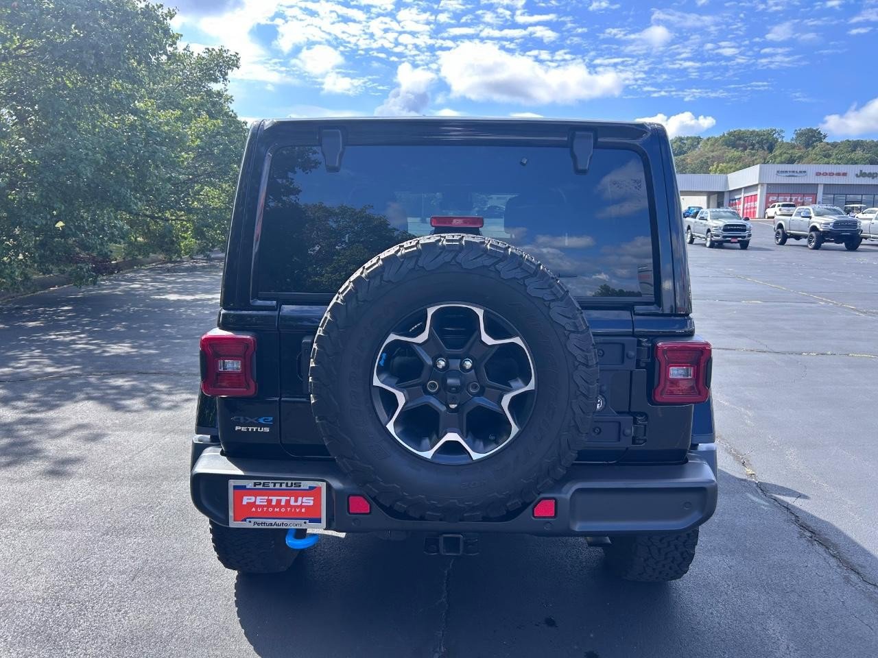 Used 2022 Jeep Wrangler Unlimited Rubicon 4xe w/ Cold Weather Group image 4