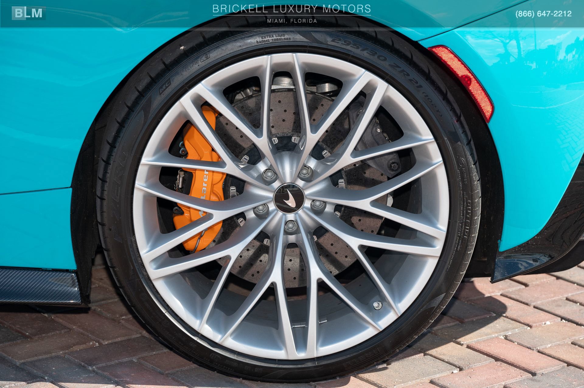 Used 2023 McLaren GT image 42