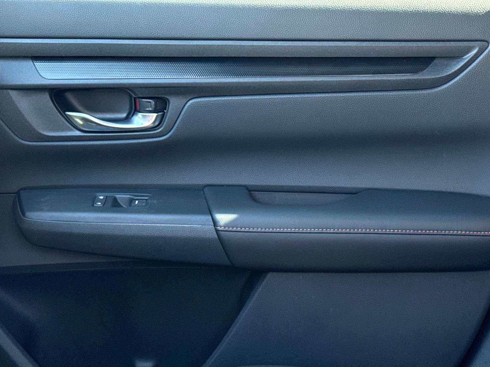 Certified 2025 Honda CR-V Sport-L image 25