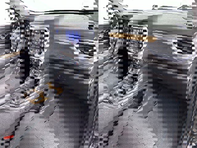 Used 2021 GMC Acadia SLE w/ Driver Convenience Package image 30