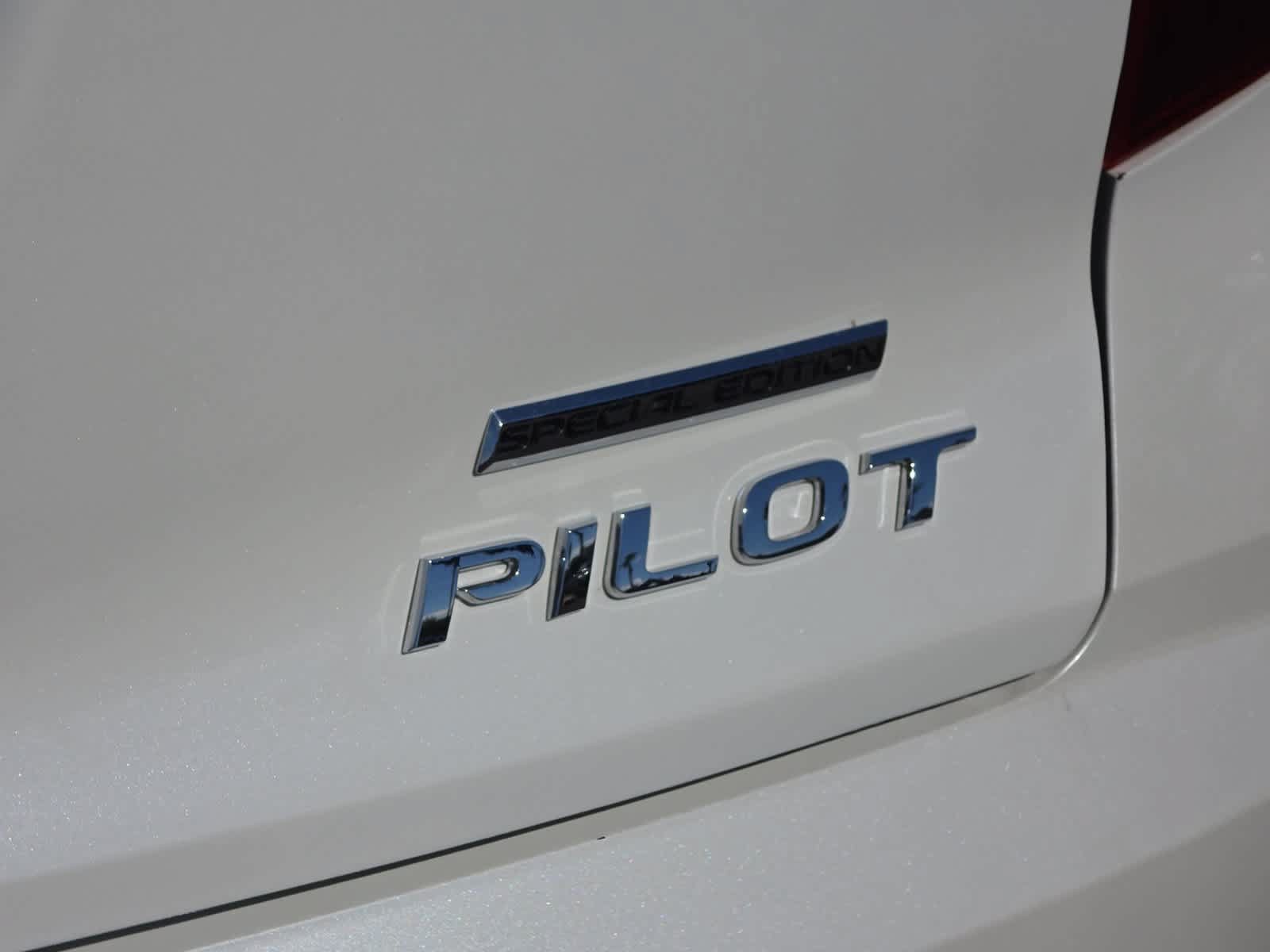 Used 2022 Honda Pilot Special Edition image 11