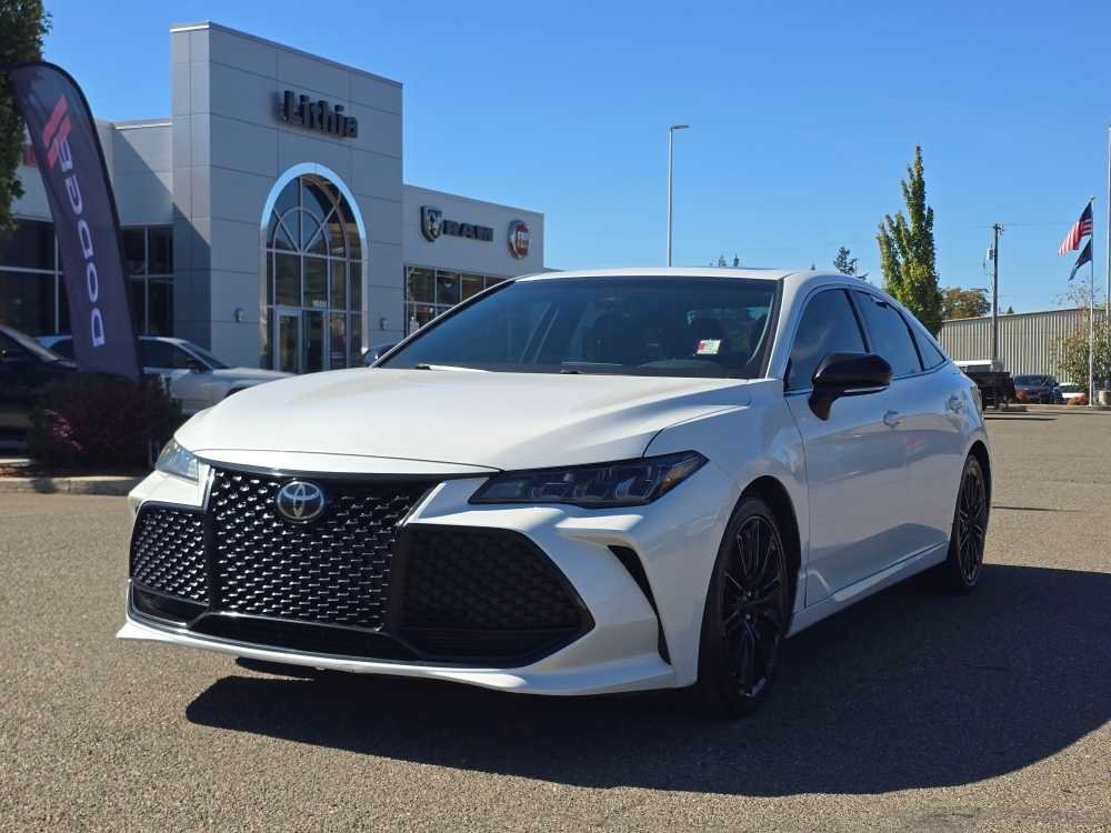 Used 2019 Toyota Avalon XSE w/ All Weather Liner Package