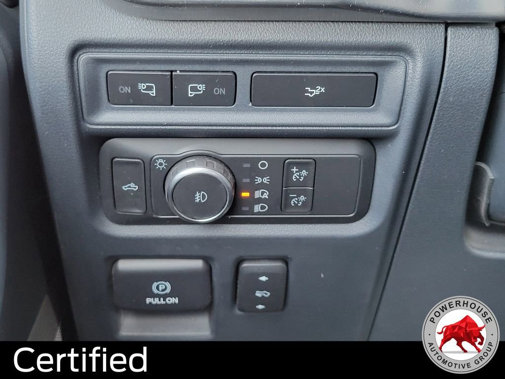 Certified 2022 Ford F150 Lariat w/ Equipment Group 502A High image 26