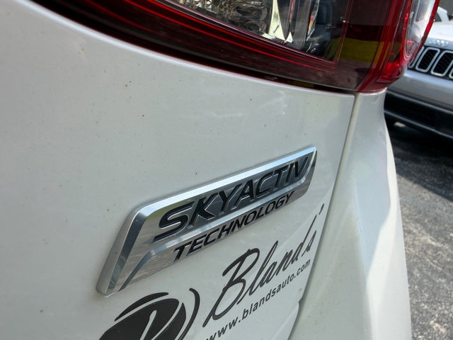 Used 2018 MAZDA MAZDA3 Touring FWD image 7