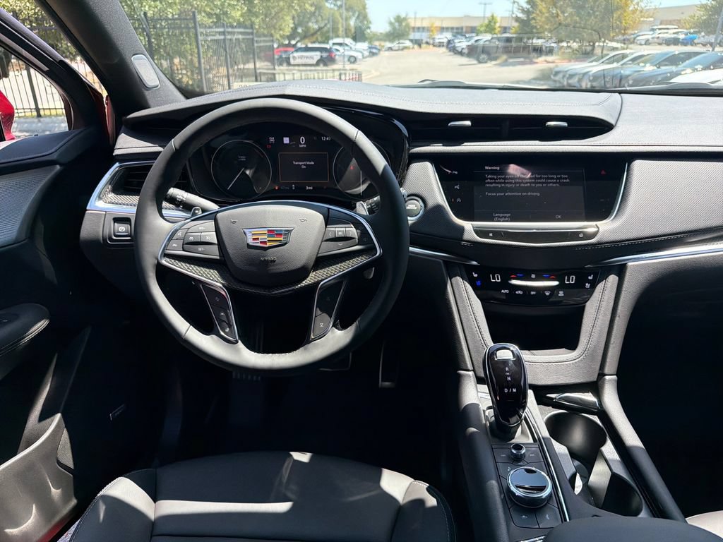 New 2026 Cadillac XT5 Sportv w/ LPO, Floor Liner Package AWD/4WD image 30