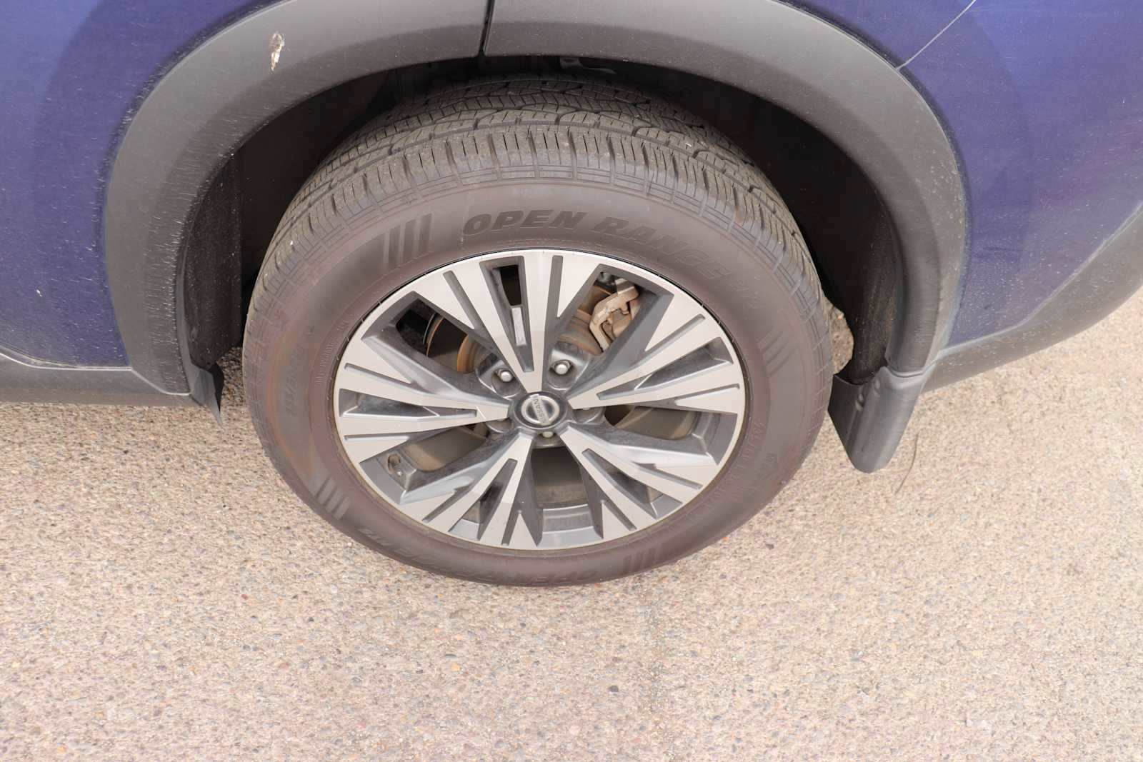 Used 2021 Nissan Rogue SV w/ Premium Package AWD/4WD image 9
