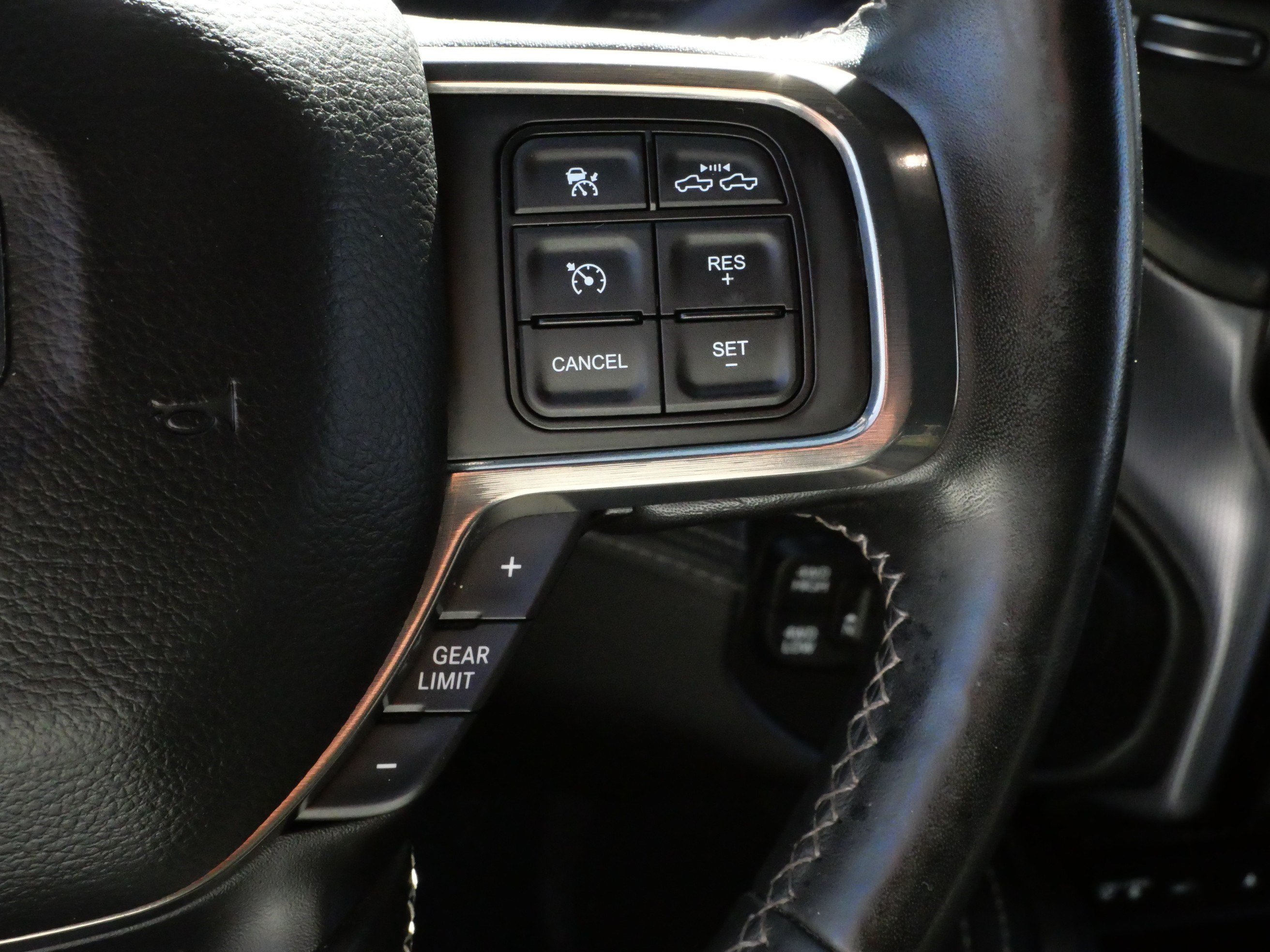 Used 2019 RAM 3500 Limited AWD/4WD image 25