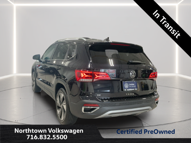 Used 2024 Volkswagen Taos SE w/ Panoramic Sunroof Package AWD/4WD image 3