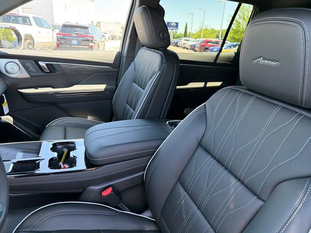 New 2026 Buick Enclave Avenir w/ Super Cruise Package AWD/4WD image 16