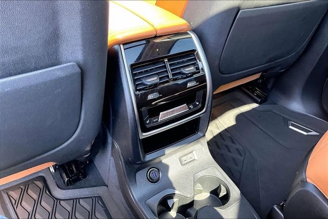 Used 2019 BMW X7 xDrive40i w/ Luxury Seating Package AWD/4WD image 10