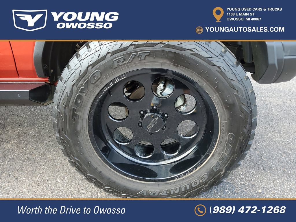 Used 2023 Ford Bronco Badlands w/ Sasquatch Package AWD/4WD image 6