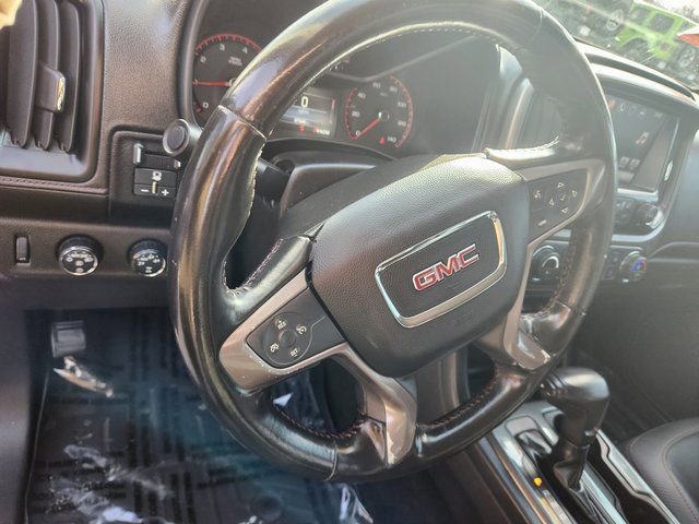 Used 2016 GMC Canyon SLE image 25