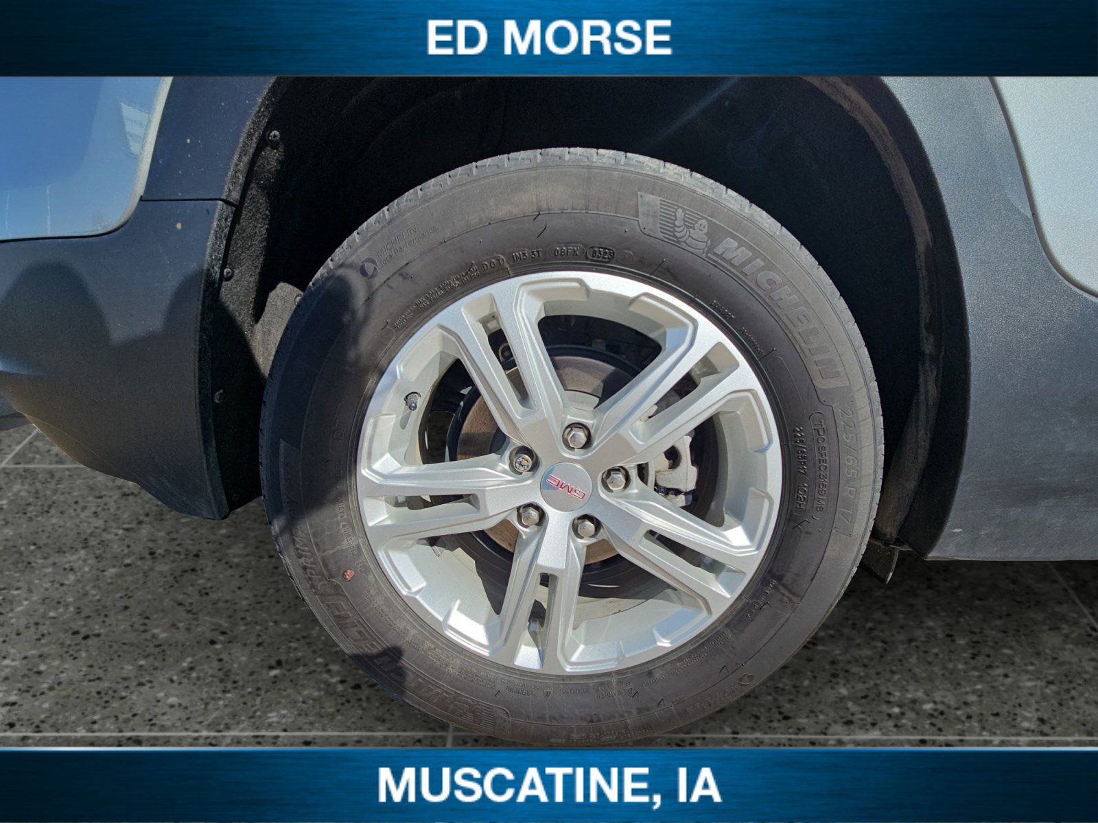 Used 2023 GMC Terrain SLE w/ Driver Convenience Package image 11