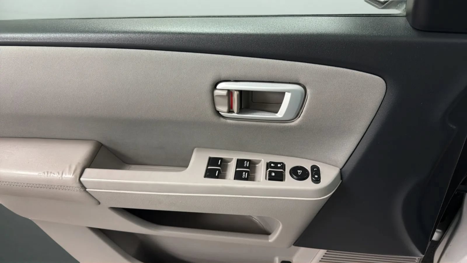 Used 2013 Honda Pilot EX image 16