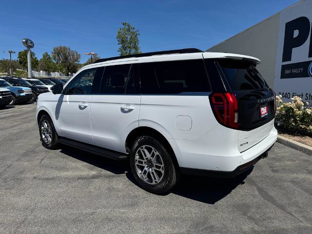 Certified 2025 Ford Expedition Active AWD/4WD image 7