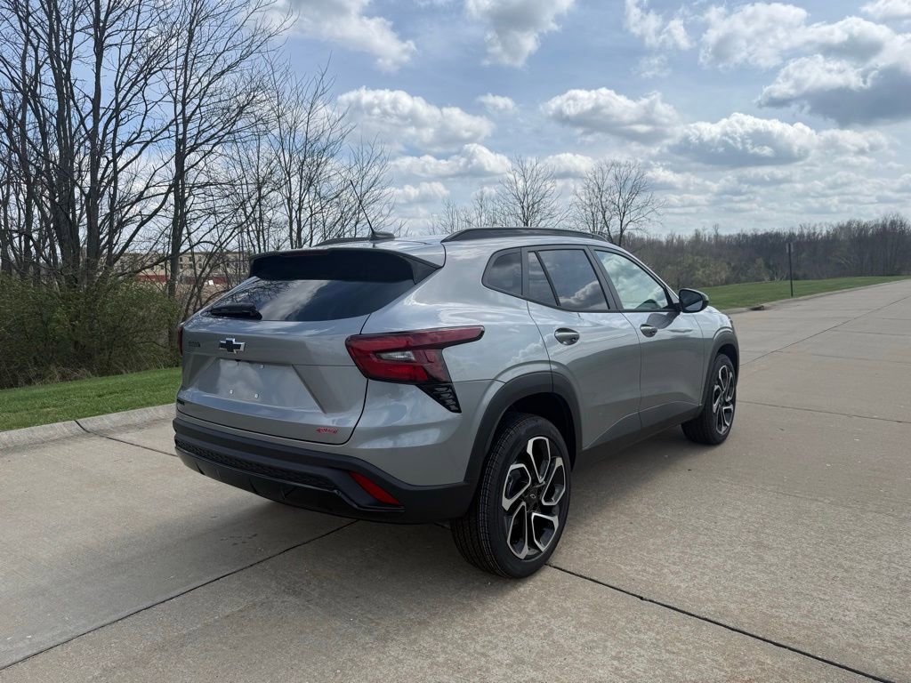 New 2026 Chevrolet Trax RS image 3