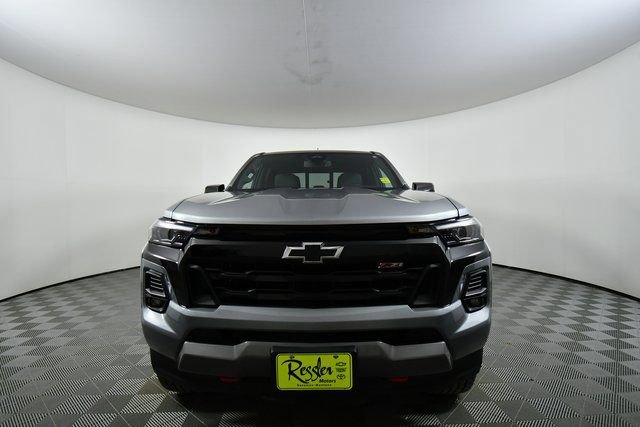 Used 2024 Chevrolet Colorado Z71 w/ Z71 Convenience Package 2 image 7