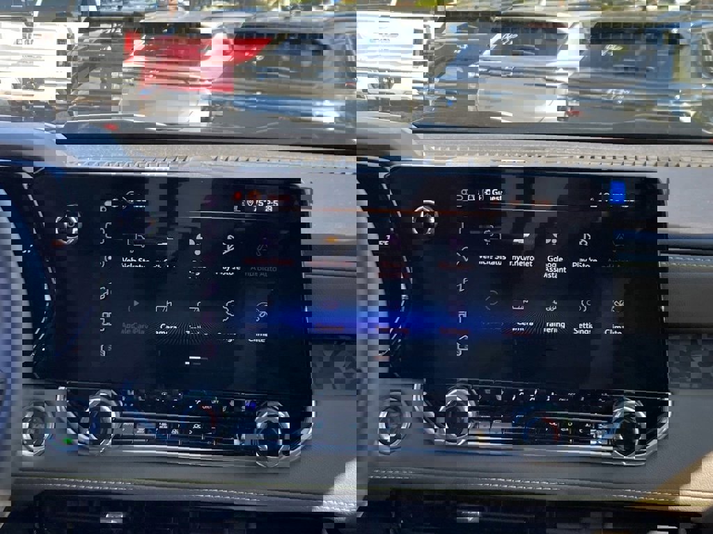 New 2026 Chevrolet Colorado ZR2 w/ Technology Package image 18