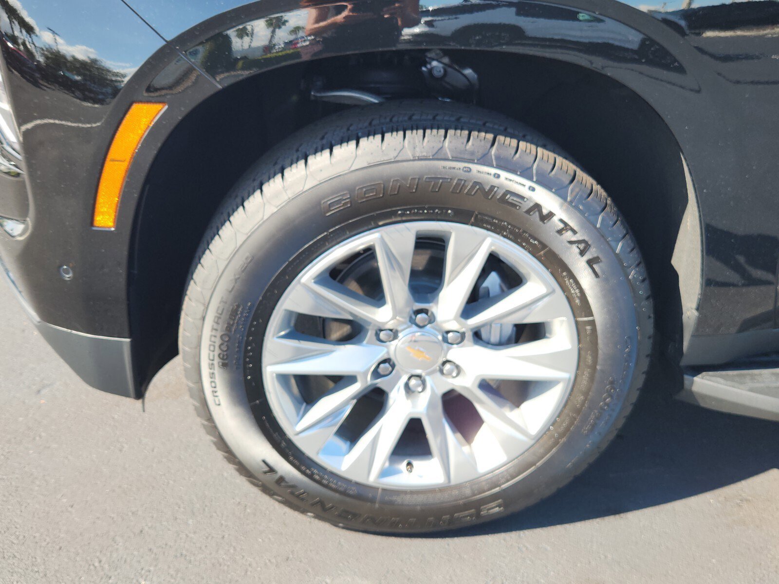 New 2025 Chevrolet Tahoe Premier w/ Sun And Tow Package image 4