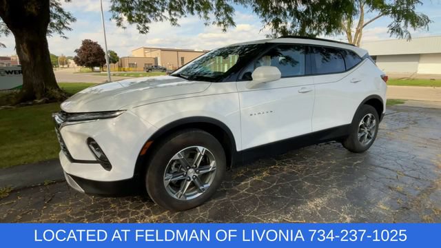 Certified 2024 Chevrolet Blazer LT w/ Convenience Package FWD image 4