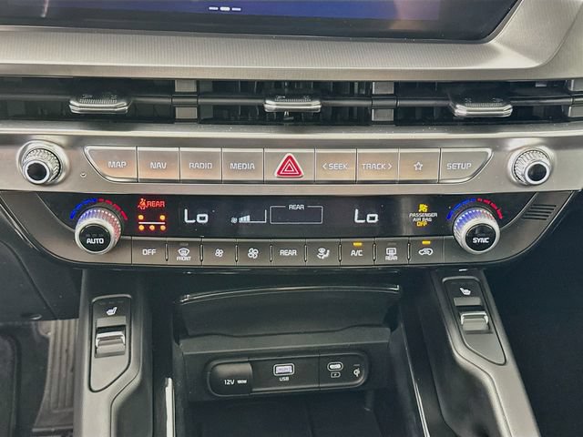 Used 2025 Kia Telluride S AWD/4WD image 15